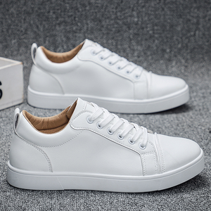 Scarpe Casual da <span class=keywords><strong>Uomo</strong></span> con Suola Rossa Design Europeo, Sneakers alla Moda per Ragazzi, Scarpe Sportive Nere e Bianche Trendy - Product Image 2