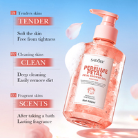 Gel douche parfumé OEM SADOER 300ml pour la douche quotidienne avec des extraits de rose et de fleurs de cerisier
