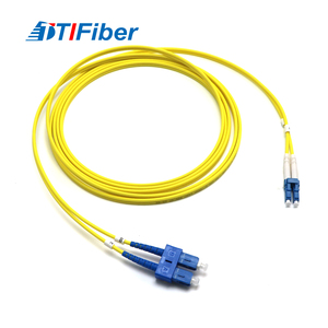 สายเคเบิลสำหรับศูนย์ข้อมูลเครือข่าย FTTH สายเคเบิลใยแก้วนำแสง2แกนแบบสอง G.657A1สายสำหรับศูนย์ข้อมูล SC - LC UPC - Product Image 4