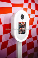 Superbe photomaton pour appareil photo reflex numérique - Photomaton en libre-service Surface Pro avec éclairage LED RGB et kiosque pour réseaux sociaux