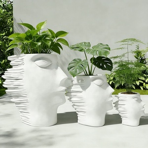 Macetero Decorativo de Fibra de Vidrio con Acabado de Arenisca, Hecho a Mano, con Forma de Animal, para Interior/Exterior, para Jardín - Product Image 1