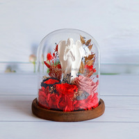 Nouvelle Rose Éternelle Angel Dome, Cadeau Rose Rouge Noir Gothique Préservée dans un Dôme en Verre avec Statue d'Ange, Fleur Éternelle Unique