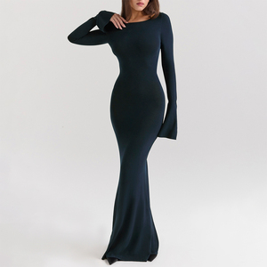 Robe longue en tricot soyeux bleu nuit élégant OEM pour femmes Robe formelle fluide sans manches - Product Image 3