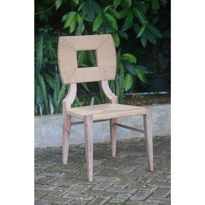 La silla de comedor Havana presenta madera de teca duradera y elegante ratán sintético, con un encantador acabado en color blanquecino. - Product Image 1