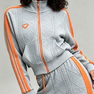 Damen 2-Teiliges Trainingsanzug-Set Reißverschluss-Hochkragen-Langarmshirt & Weite Hose mit Orangen Streifen Zopfmuster Lässige Sportbekleidung - Product Image 3