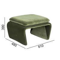 Fauteuil de salon de style luxueux avec ottoman, revêtement en tissu