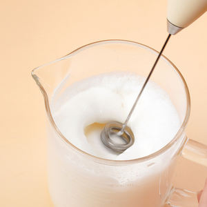 <span class=keywords><strong>Mousseur</strong></span> à <span class=keywords><strong>lait</strong></span> <span class=keywords><strong>Bodum</strong></span> Schiuma jetable, écologique, en plastique, fonctionnant sur piles, noir, pour café, latte, chocolat chaud, mocha - Product Image 1