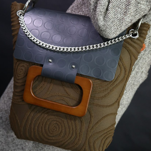 Borsa artigianale di alta qualità in stile Rock classico personalizzabile borse Tote da donna marroni per tutte le stagioni in edizione limitata - Product Image 1