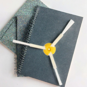 Cepillos Laterales de Repuesto para Aspiradoras Robóticas iRobot <span class=keywords><strong>Roomba</strong></span> Series 500, 600 y 700, Modelos 550, 560, <span class=keywords><strong>650</strong></span>, 670, 675, 692, 694, 770, 780 - Product Image 2