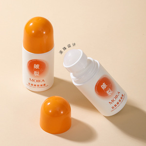 Gel pour les crevasses des talons Moika 60ml Roll-On Soin hydratant des pieds - Product Image 1