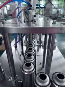 Máquina de llenado de aerosol de metal neumática semiautomática con control PLC y alta precisión - Product Image 4