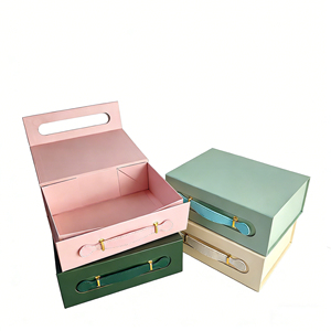 Premium <b>Bedding</b> Presentation Case with PU Handle | Rigid Magnetic Folding <b>Box</b> - Product Image 4