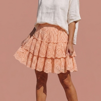 Jupe courte à volants sur mesure de haute qualité pour femme, broderie anglaise, taille smockée, ourlet à volants, coupe trapèze