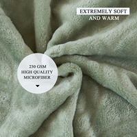 Logo kustom 230GSM selimut flanel potongan bunga untuk tempat tidur Sofa kasual selimut tidur siang dapat membuat bantal