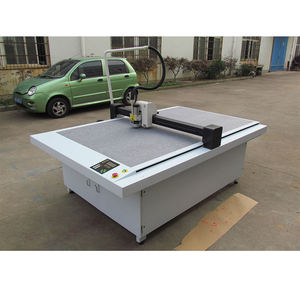 Plotter da Taglio Digitale Automatico RUK ad Alta Precisione con Alimentatore Automatico per Taglio Multi-Materiale - Product Image 5