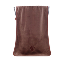 Collection de serviettes de toilettage en microfibre pour animaux de compagnie logo brodé de patte d'animal de compagnie pour petite, moyenne, grande taille serviette de couleur personnalisée