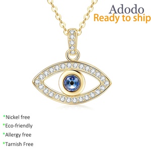 Collier pendentif œil porte-bonheur ajouré en zircon bleu rond de 5 mm serti clos, en cuivre pur plaqué or 14 carats de haute qualité pour homme - Product Image 1