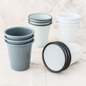 Taza esmaltada de hierro vintage moderna con tapa para café y camping, apta para microondas, capacidad de 150ml a 700ml, diseño de Halloween - Product Image 1