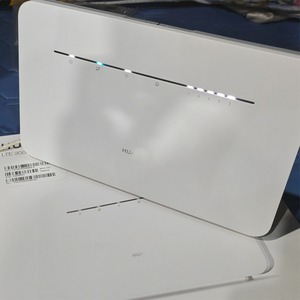 Router CPE 4G Gigabit Network B535-232 3 Pro Cat7 300Mbps LTE WiFi para HUAWEI con ranura para tarjeta SIM de doble banda - Product Image 6