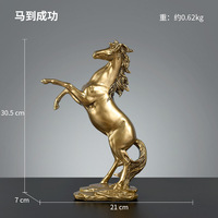 Statue de cheval en Bronze fini or fait à la main Arts en polyrésine pour décor de maison de table intérieure