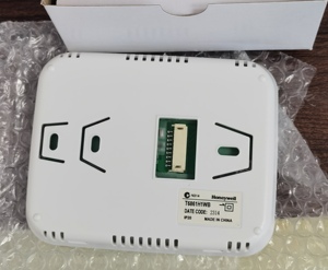 เทอร์โมสตัทห้องพักโรงพยาบาลรุ่นขายดี T6861 H2/V2 WB T6861H2WB T6865H2WG - Product Image 3