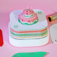 Nouveauté 2026 : Coffrets Cadeaux de Papeterie Tendance – Bloc-notes 3D Personnalisé, Calendrier Gâteau d'Anniversaire, Notes Sculptées en Papier Exquis