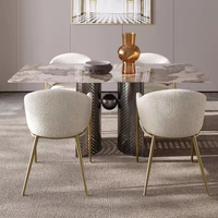 Chaises de salle à manger en velours rembourrées avec pieds en métal, design moderne et minimaliste, pour hôtels, restaurants, maquillage et loisirs - Vente en gros BST