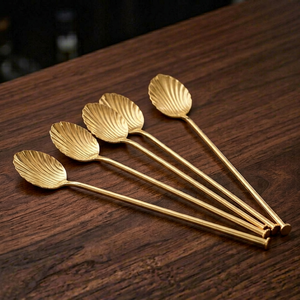 Cucharas de cóctel con elegante diseño de concha dorada, agitadores de barra, herramientas de barra de metal de lujo para la preparación de cócteles - Product Image 1
