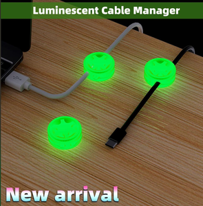 Phát sáng và lấy trình quản lý cáp từ để tìm dây cáp của bạn trong bóng tối - Product Image 3
