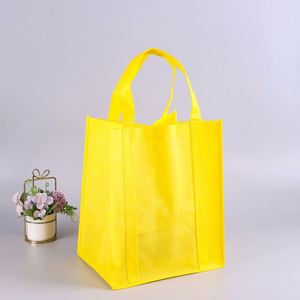 Sac de courses réutilisable en tissu non tissé recyclé et écologique avec logo personnalisé imprimé - Product Image 4