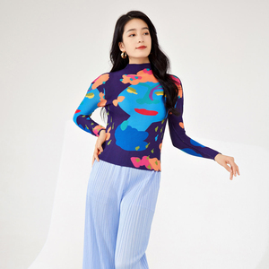 レディース高品質ストレッチプリント長袖トップス　オリジナルプリーツTシャツ　カジュアルスタイル花柄春夏 - Product Image 2