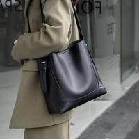 Nouveaux sacs à main en cuir véritable au design classique et tendance pour femmes, sac à bandoulière de luxe simple, sac fourre-tout personnalisé avec logo