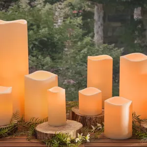 Candle Factory 4 Zoll x 4 Zoll glatte bernstein farbene LED weiße solar betriebene Kerze im Freien mit schwarzem Docht