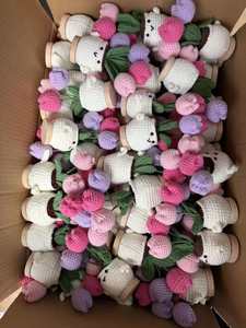 Fiore all'uncinetto fatto a mano, Margherita Puff Non Ti Scordar di Me, Arancione, Pianta in vaso, Fiore lavorato a maglia, Fiore in vaso lavorato a maglia, <span class=keywords><strong>Fiori</strong></span> all'uncinetto, Pianta con messaggio positivo ed emotivo - Product Image 6