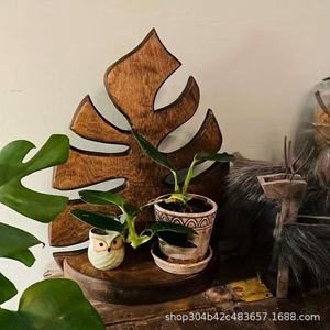 Wooden <b>wall</b>-<b>mounted</b> decorative <b>shelf</b>, single-layer <b>wall</b>-<b>mounted</b> storage rack for home use. - Product Image 3