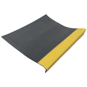 La Cina offre a buon mercato le scale Decorative in vinile flessibile in PVC antiscivolo praticabili parti delle scale - Product Image 4