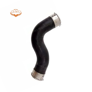 Tube d'intercooler <span class=keywords><strong>à</strong></span> bon prix 17341-0E022 17341-0E021 pour Toyota Hilux 2015-2022 173410E022 173410E021 Achetez <span class=keywords><strong>des</strong></span> pièces automobiles en ligne - Product Image 1