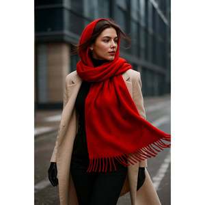 Écharpe à franges rouges, châle et vêtement à structure ample, idéal pour les journées froides Sal1296 - sal1296-Red - Product Image 3