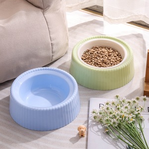 Bol pour animaux de compagnie Chong Ke Roman Column 18,8 cm en plastique antidérapant pour chat et chien, bol pour nourriture et eau, anti-renversement, distributeur unique - Product Image 1