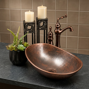 Lavabo en cuivre martelé fait main, lavabo de salle de bain ovale de luxe, lavabo en métal artisanal pour comptoir - Product Image 6