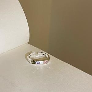 Anillo de Plata de Ley S925 con Textura Irregular de Inspiración Retro con Capa Interior de Esmeralda Rosa Púrpura, Corte Ovalado de Diamante, Estilo Moderno - Product Image 2