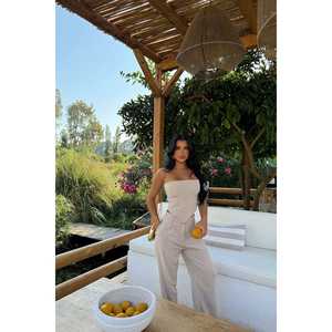 Ensemble pantalon et veste crème pour femme - Product Image 3