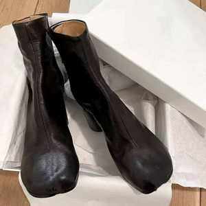 <span class=keywords><strong>Botas</strong></span> Vaqueras de Gran Venta para Dama en Gamuza, con Punta de Diseño Personalizado, Tacón Redondo Grueso y Caña Media - Product Image 6