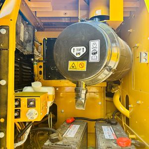 Excavatrice hydraulique sur chenilles Caterpillar CAT324D d'occasion, modèle 2024, 20000 kg, excellent état, avec moteur - Product Image 3