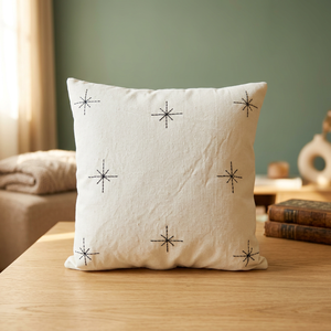 Housse de coussin carrée Label By Ritika Luhadia, faite à la main, motif étoile brodé noir, fermeture éclair moderne - Product Image 2