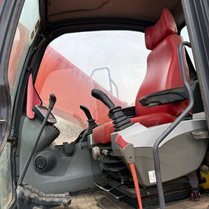 Original paint used Doosan DX225LC-9C 22.5 ton medium Excavator Cheap used DOOSAN DX225 300lc DX150 wheel Excavator on Sale - Product Image 6
