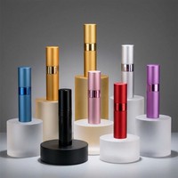 Flacon de parfum portable 10 ml en aluminium mat, atomiseur de voyage rechargeable, format de poche, vide, personnalisable avec logo