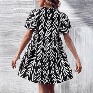 Vestido de Mujer con Cuello en V, Estampado, Cintura Alta, Elegante, Ajustado, Casual, para el Día a Día, Citas, Fiestas y Actividades al Aire Libre - Product Image 2