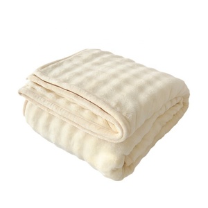Wholesale Solid Color A-class Luxury Fur <strong>Blanket</strong> Large Bubble <strong>Sofa</strong> Cover <strong>Blanket</strong> Heavy Fleece <strong>Throw</strong> <strong>Blanket</strong> - Product Image 1