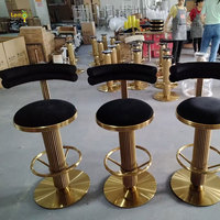 Chaise haute élévatrice de luxe légère en velours italien, dossier de tabouret de bar simple, chaise îlot rotative en acier inoxydable